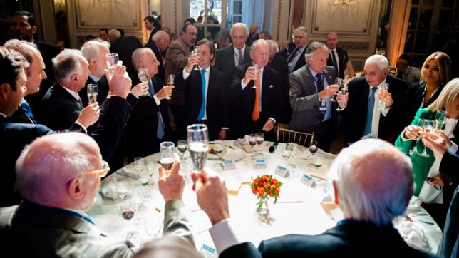 con agenda intensa, el circulo rojo retoma la rosca presencial