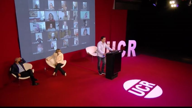 con todo acordado, la ucr aprueba nueva conduccion y seguir en jxc