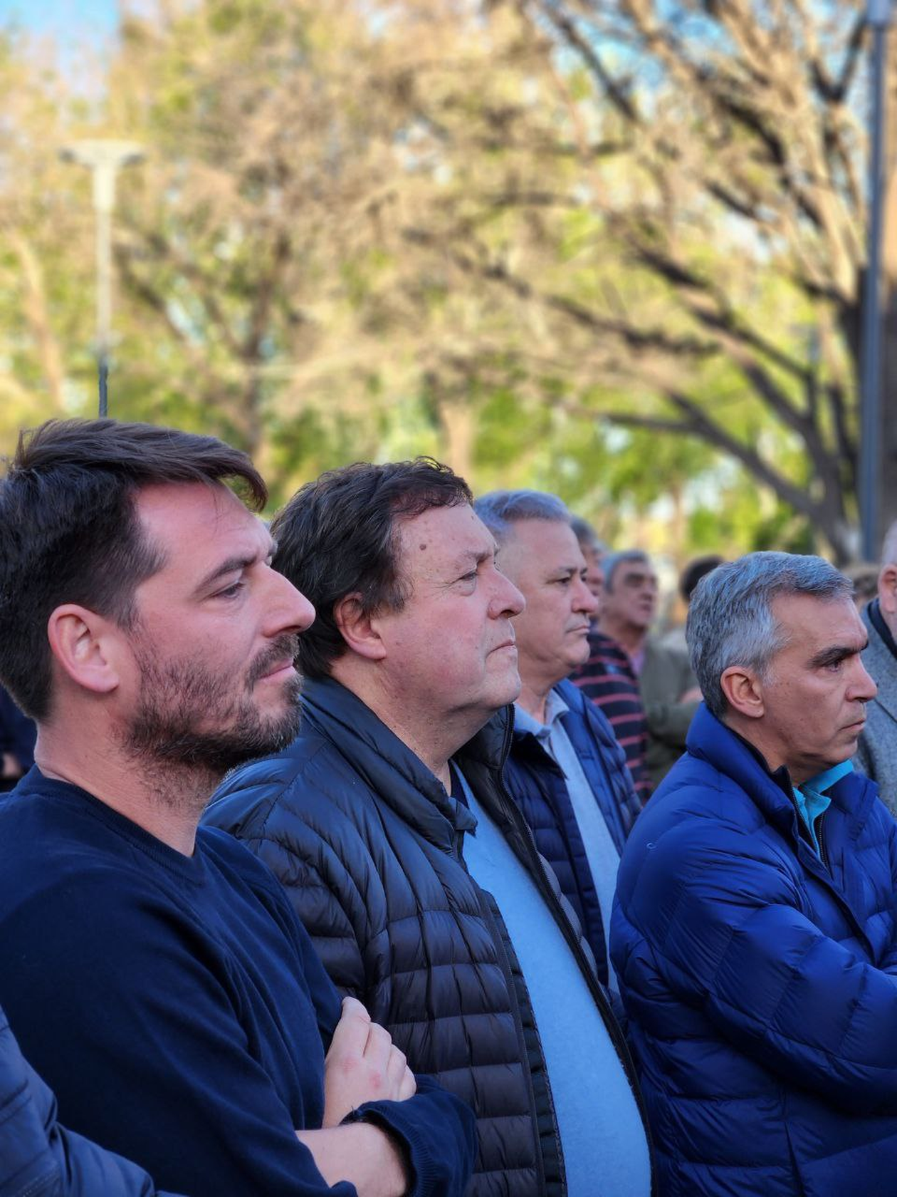 Alberto Weretilneck en el acto de homenaje a Raúl Alfonsín en la capital de Río Negro.