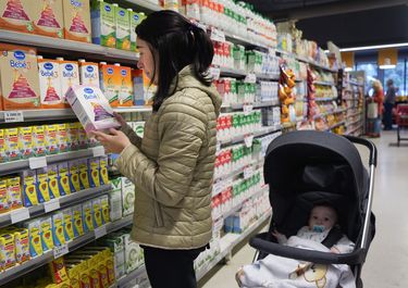 Inflación: Massa espera una buena señal del mercado antes del primer acto de campaña