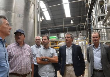 Oficializaron la quita de retenciones a pymes que exporten más