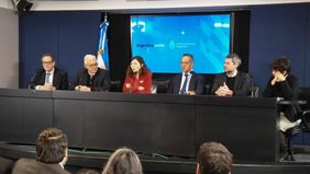 Nada de cuotas: el mercado presiona al Gobierno para una devaluación brusca