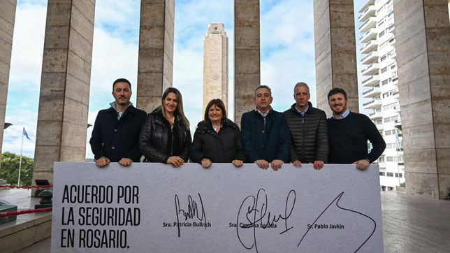Bullrich en su última aparición en Rosario, siempre con la seguridad como eje.