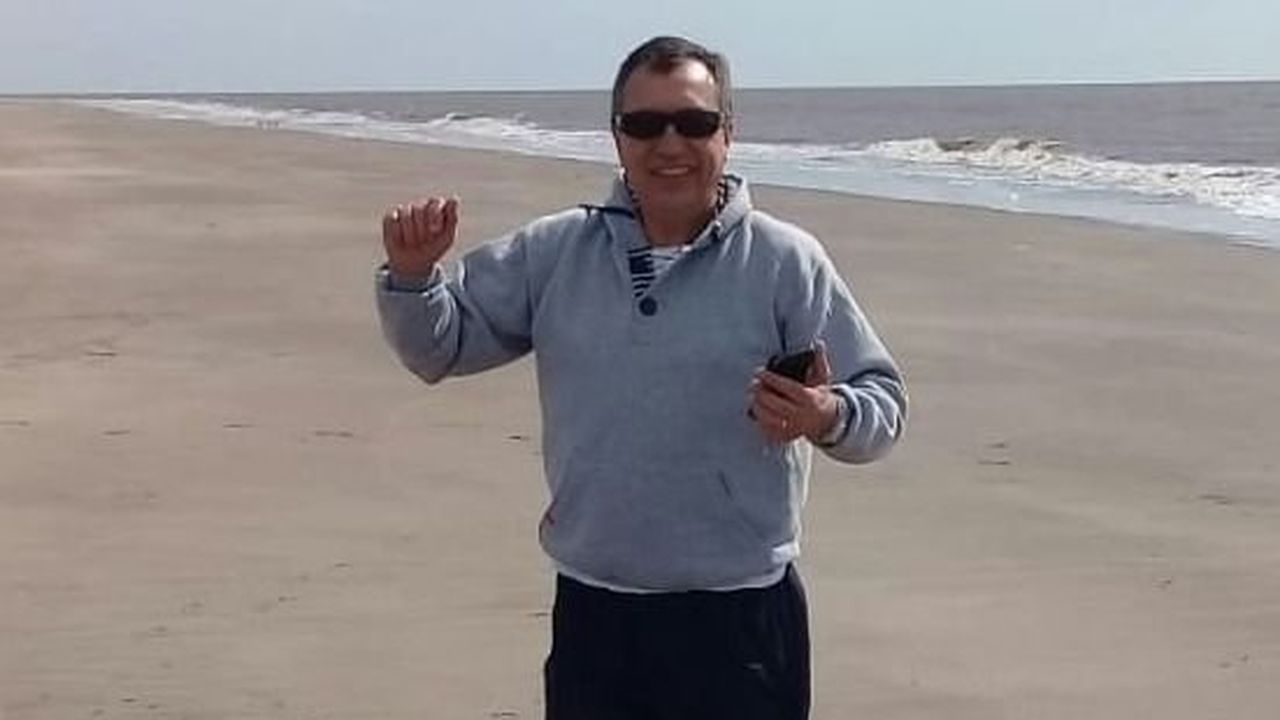 Un abogado sin militancia reemplazará al último caudillo radical de Buenos Aires