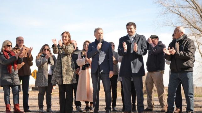 olavarria: la ucr manda a cortarle a galli y eseverri se entusiasma