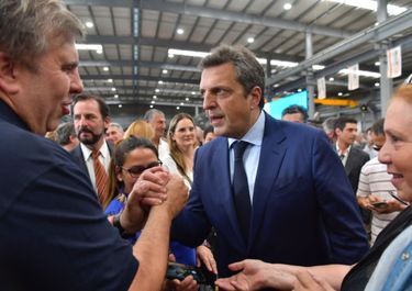 Club de París: el plomero del Titanic tapa un agujero grande y saca pecho político