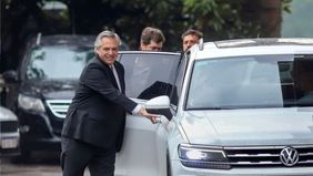Fernández se reúne con López Obrador y cena con empresarios