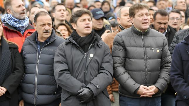 Axel Kicillof, en Tierra del Fuego, con Gustavo Melella y Ricardo Quintela