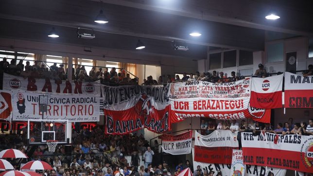 Cumbre radical en Mar del Plata.