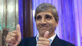 Siga siga: Toto Caputo extiende las concesiones ferroviarias de Paolo Rocca y Roberto Urquía Siga siga: Toto Caputo extiende las concesiones ferroviarias de Paolo Rocca y Roberto Urquía