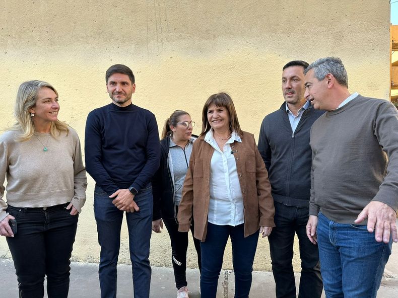 Patricia Bullrich con Javkin y Pullaro en su última recorrida por Rosario