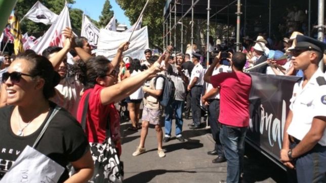 cornejo padecio una contramarcha en el segundo dia de la vendimia
