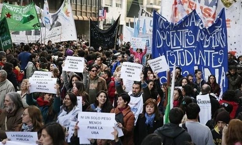 Marcha Educación