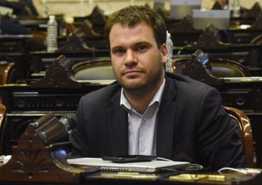 En este contexto, estoy dispuesto a debatir un impuesto a grandes fortunas