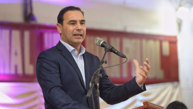 gustavo valdes lamento la pelea por carguitos dentro de la ucr