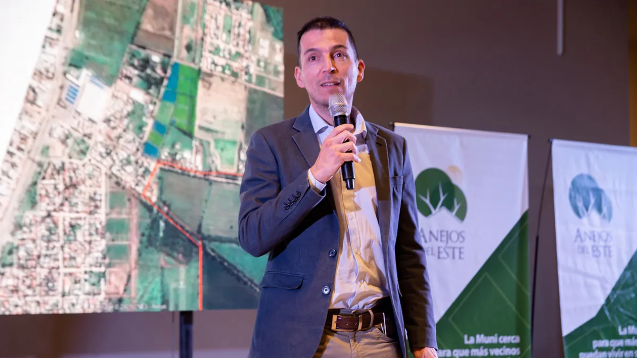 El diputado radical y productor Luis Picat les reclama a Toto Caputo y Diana Mondino