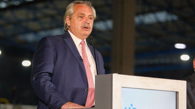 fernandez: de la pobreza se sale con empresarios que invierten y dan trabajo