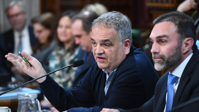 Fernando Salino, senador de Convicción Federal, el nuevo bloque de Unión por la Patria. 