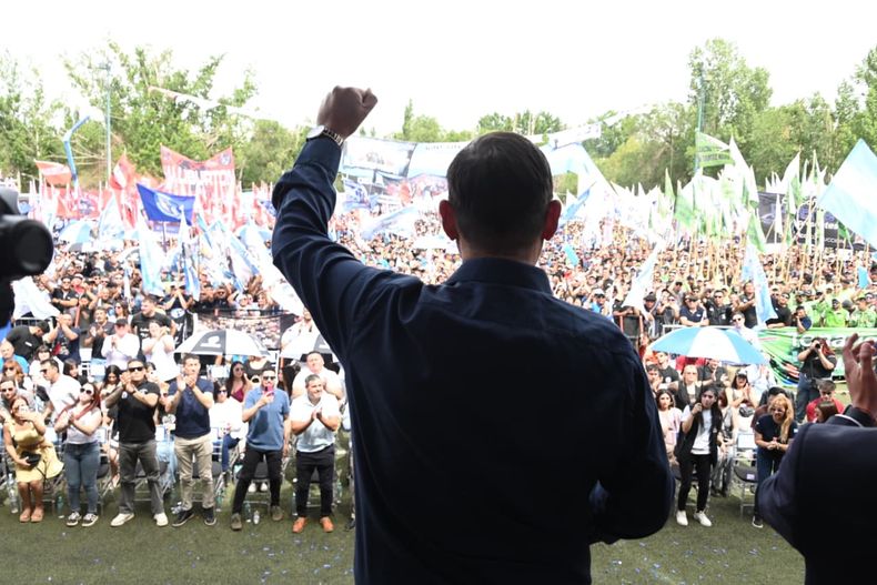 Marcelo Rucci durante el acto de asunción en la Provincia de Neuquén.