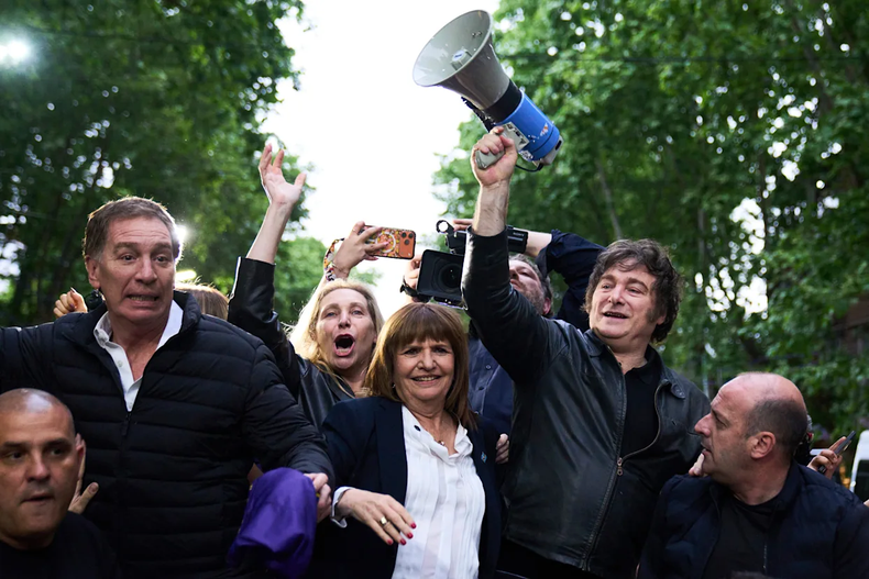 Karina Milei, Javier Milei y Diego Santilli.