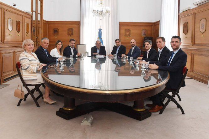 Guillermo Francos se reunió con el bloque del PRO para hablar sobre el DNU y la ley ómnibus XS.