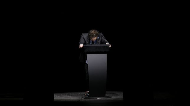 El comportamiento de Javier Milei ante los escollos parece más destinado a generarle crisis que a resolverlas.