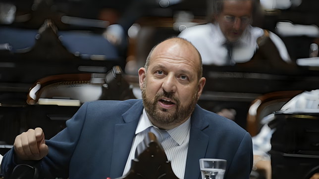 El diputados por San Luis, Carlos DAlessandro, impulsa cursos virtuales para formar candidatos libertarios de cara al año que viene. 