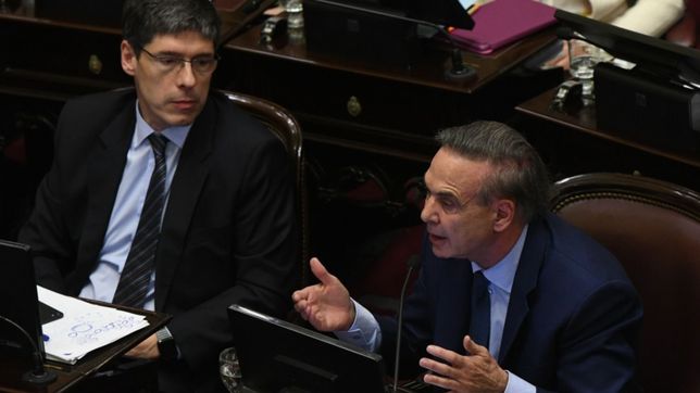 el gobierno y los gobernadores hacen avanzar el recorte al aumento jubilatorio