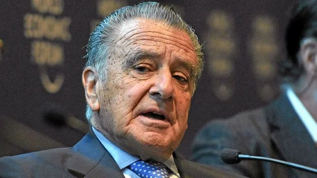 &nbsp;Eduardo Eurnekian, frenó a Sturzenegger.