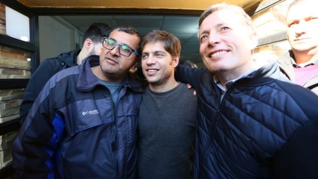 atado a los intendentes, kicillof sigue su tour por el conurbano