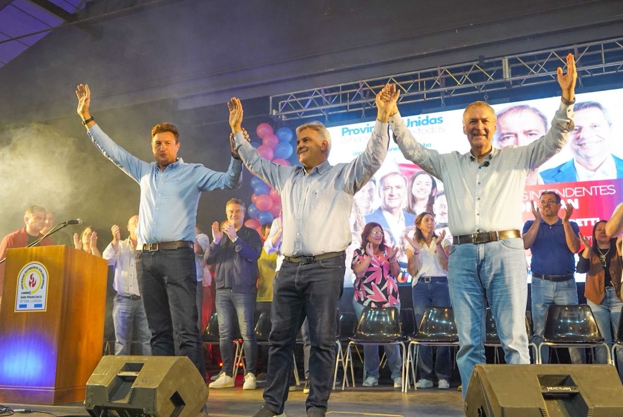 Martín Llaryora acompañó a Juan Schiaretti en el acto de cierre de campaña de San Francisco