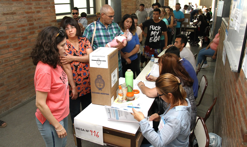 qu-hacen-y-cu-nto-cobran-los-fiscales-de-mesa-pol-tica