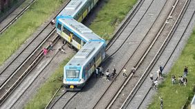 El tren Sarmiento descarriló: Javier Milei ejecutó solo un tercio de su plan de emergencia ferroviaria.