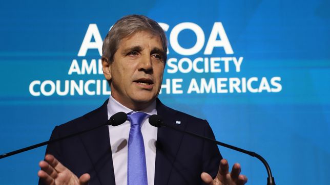 Toto Caputo se juega a todo o nada en la próxima licitación de deuda, a una semana de las elecciones bonaerenses. 
