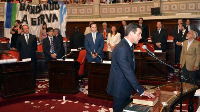 ladrones sueltos en el senado