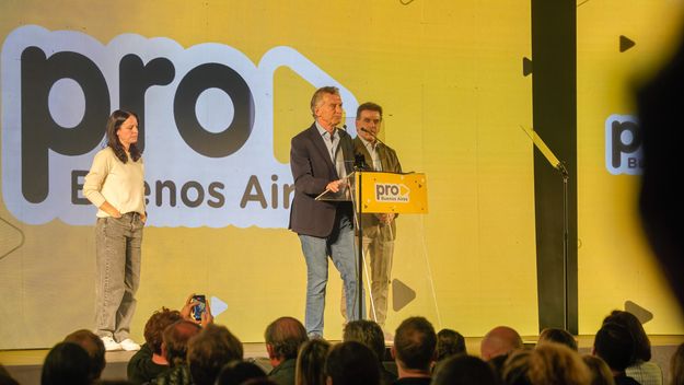 Macri escenario. Macri escenario.