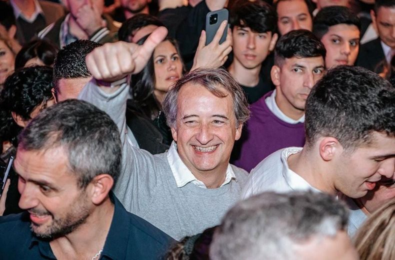 Nicolas Mayoraz encabeza la lista de convencionales de La Libertad Avanza