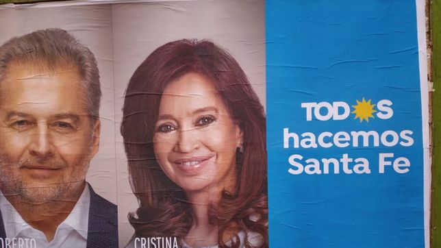 el kirchnerismo santafesino, en una pelea aparte por la estampita de cfk