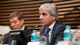 Toto Caputo es observado por los mercados 