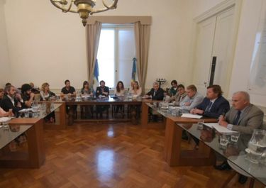 Cambiemos termina de ajustar la ley de Jury de Vidal para llevarla al recinto