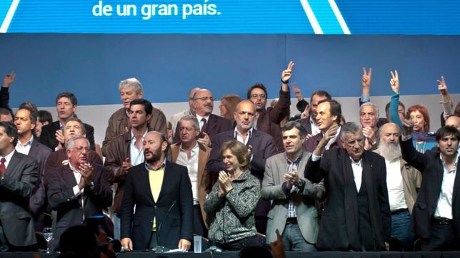 pese a la intervencion, se reune el congreso nacional del pj