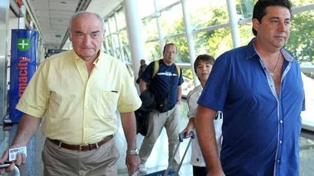 un ex colaborador de angelici gano un contrato de un millon de dolares en la ciudad