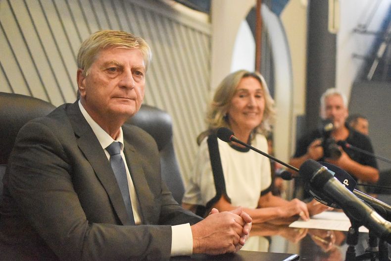 Sergio Ziliotto, gobernador de La Pampa, dio este viernes el mensaje legislativo: fustigó el desprecio de Milei por el federalismo (gentileza www.radiokermes.com)