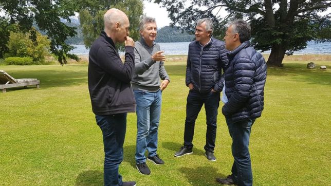 la ucr congela la paritaria con el pro para evitar sorpresas en sus provincias