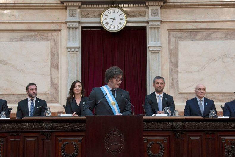 Javier Milei expuso con toda claridad su visión sobre los roles de un Estado mínimo al presentar su proyecto de Presupuesto en el Congreso.