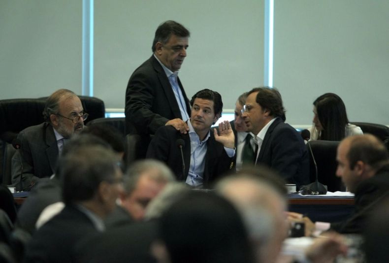 Comision Presupuesto y Hacienda y Finanzas Buitres