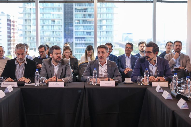 Autoridades provinciales y equipos técnicos del Consejo Federal de Inversiones (CFI) participaron de la Jornada Federal de Planificación Energética&nbsp;