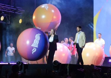 Maximiliano Pullaro y Gisela Scaglia, en el lanzamiento de los Juegos Suramericanos 2026 en Rosario.