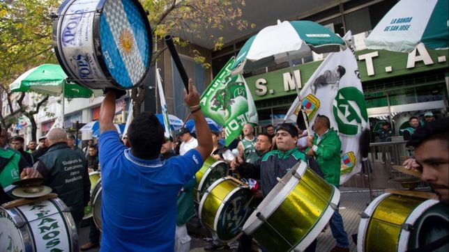 moyano y la cta anunciaron paro general para el 30 de abril