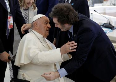 El papa Francisco y Javier Milei